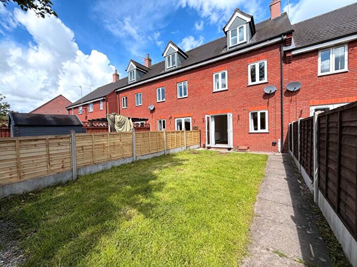 3 Bedroom Terraced House To Rent In Derby Road, Uttoxeter, ST14