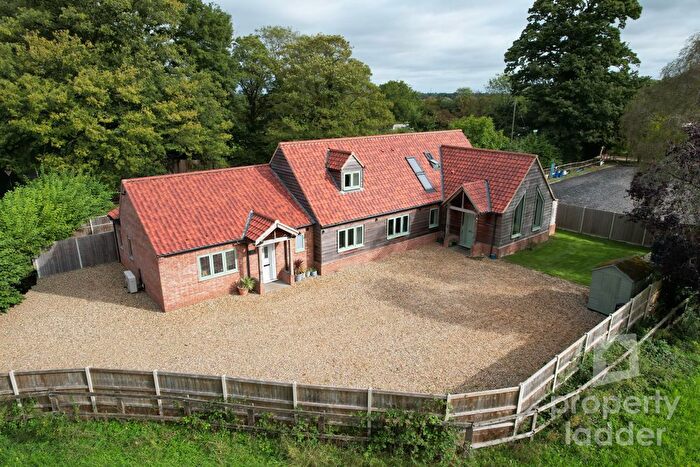 5 Bedroom Detached House For Sale In Tinkers Lane, Reymerston, NR9
