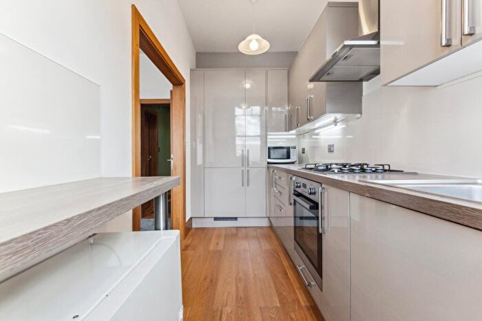 1 Bedroom Flat To Rent In Leigh Road, Islington, N5