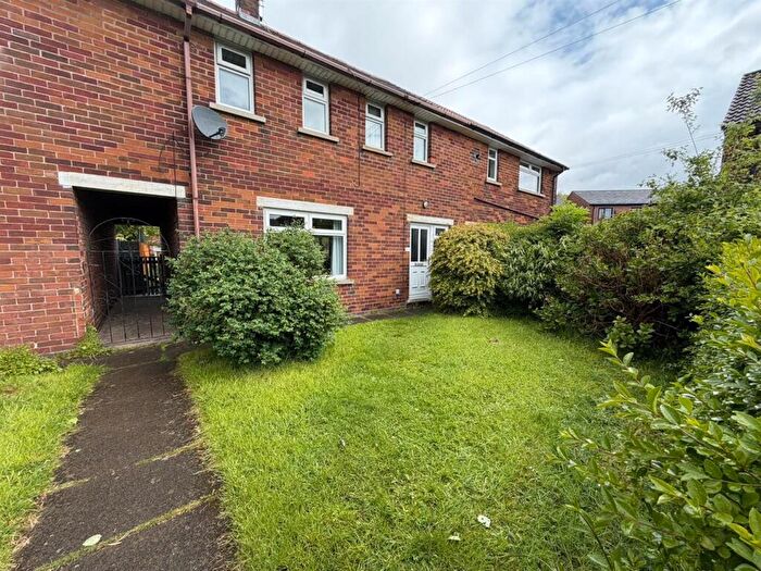 3 Bedroom End Of Terrace House For Sale In Penrith Avenue, Ashton-Under-Lyne, OL7
