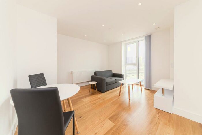 Studio To Rent In Sovereign Tower, Emily Street, Canning Town, London, E16