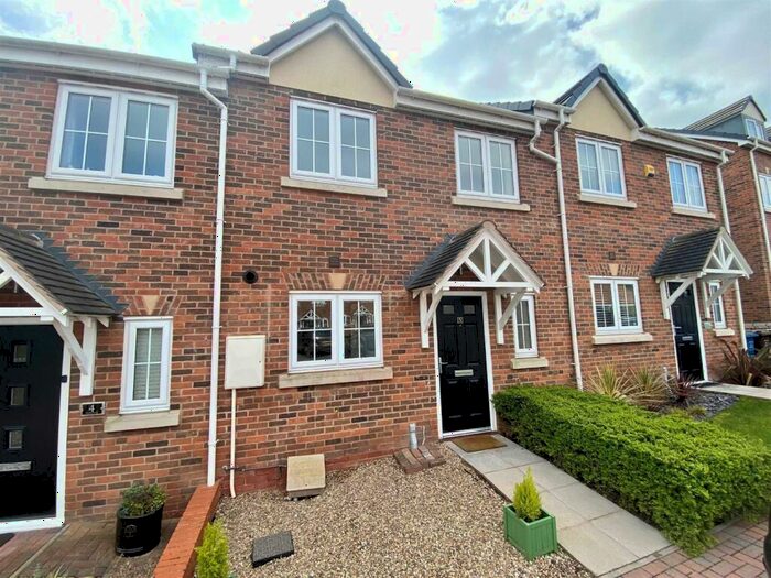 3 Bedroom Town House To Rent In Pirehill Lane, Stone, ST15