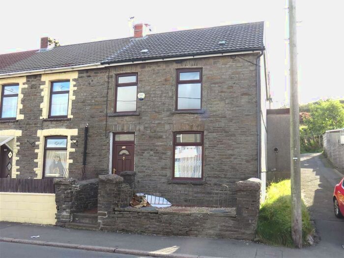 3 Bedroom End Of Terrace House To Rent In Trebanog Road, Porth CF39