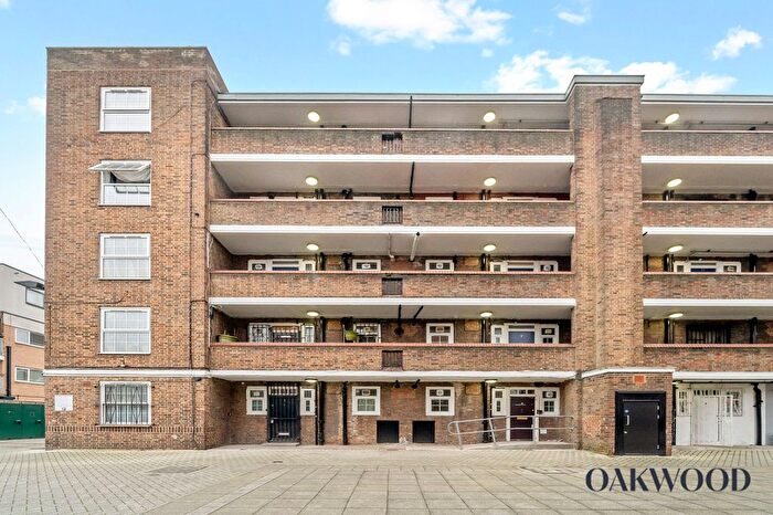 2 Bedroom Flat For Sale In Stamford Hill, Brecon House Stamford Hill, N16