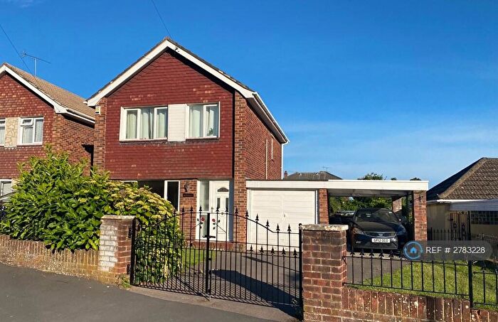 3 Bedroom Detached House To Rent In Warren Close, Southampton, SO16