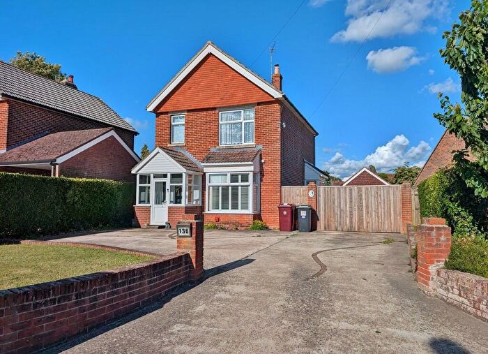 3 Bedroom Detached Bungalow For Sale In Stein Road, Southbourne, PO10