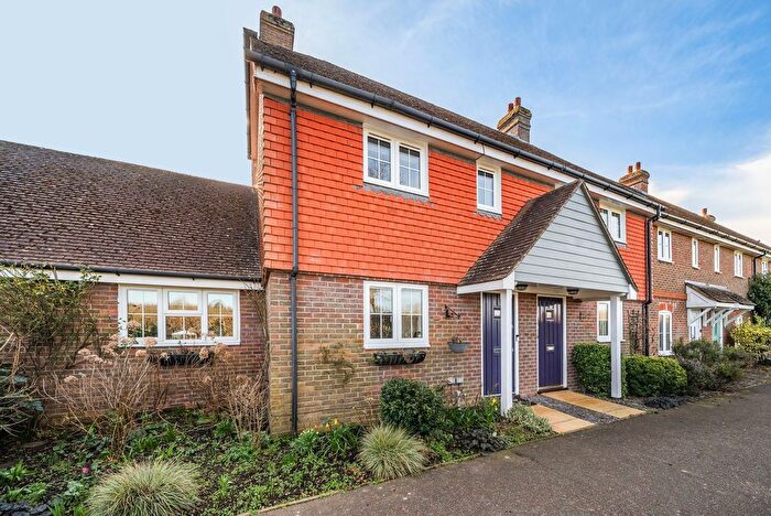 3 Bedroom End Of Terrace House For Sale In Luxford Way, Billingshurst, RH14