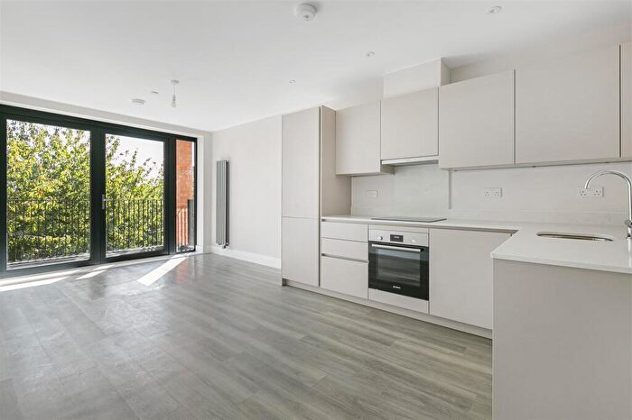 2 Bedroom Apartment For Sale In Plot, Edison House, Old Electricity Works, St. Albans, AL1