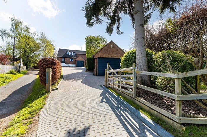 3 Bedroom Detached House For Sale In Broadway Rise, Broadway, Harwell, OX11