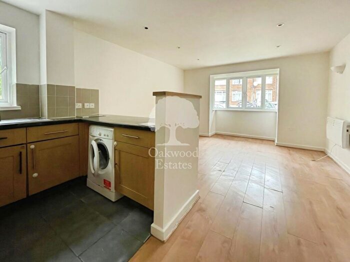 1 Bedroom Flat To Rent In Upton Park, Slough, SL1