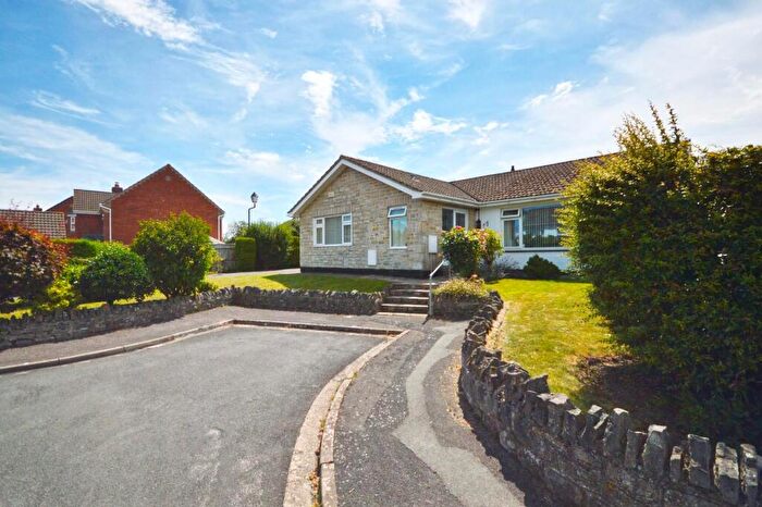 3 Bedroom Detached Bungalow For Sale In Silbury Rise, Keynsham, Bristol, BS31