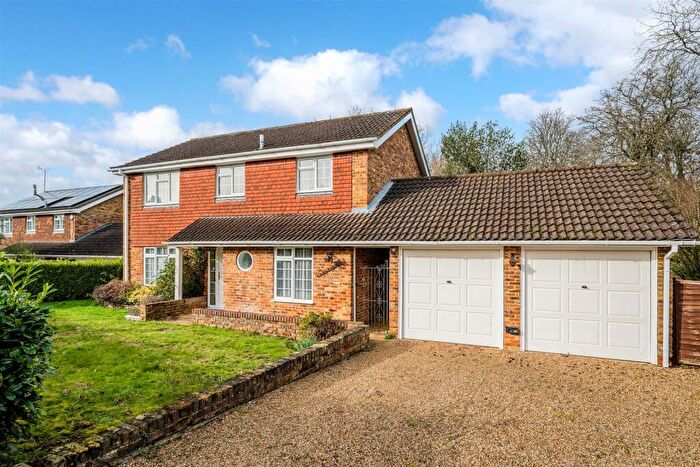4 Bedroom Detached House For Sale In Milstead Close, Tadworth, KT20