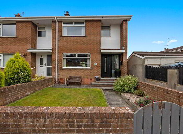 3 Bedroom End Of Terrace House For Sale In Knowes Crescent, Ballynahinch, BT24