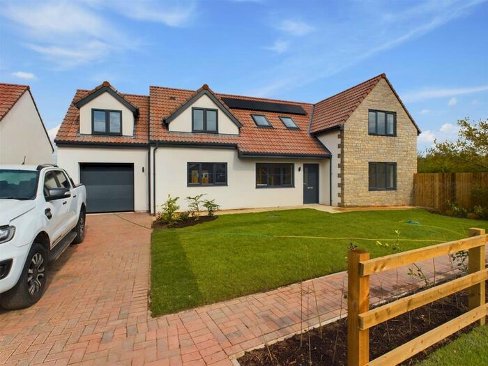 4 Bedroom Detached House For Sale In Broad Lane, Westerleigh, Bristol, BS37