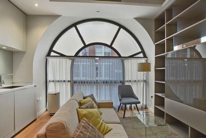 1 Bedroom Flat To Rent In Great Newport Street, Leicester Square, London WC2H