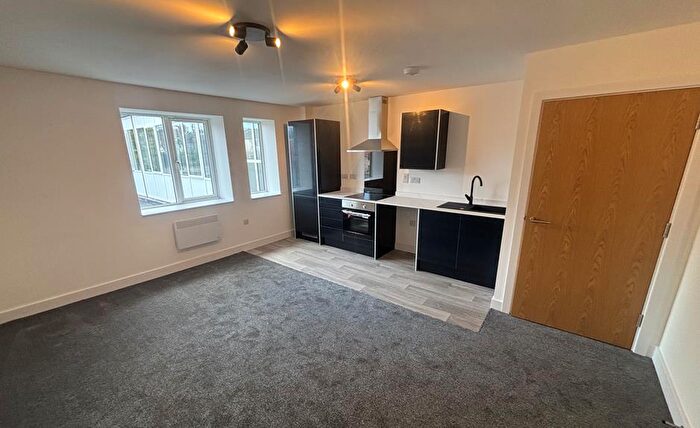 1 Bedroom Flat To Rent In West Street, Chesterfield, S40