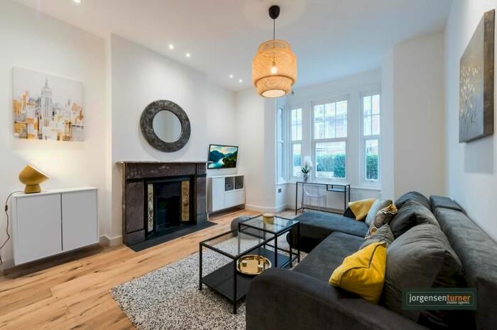 1 Bedroom Flat To Rent In Pennard Road, London, W12