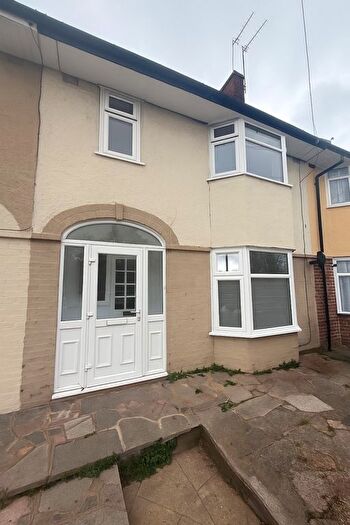3 Bedroom Terraced House To Rent In Turkey Street, Enfield, EN1