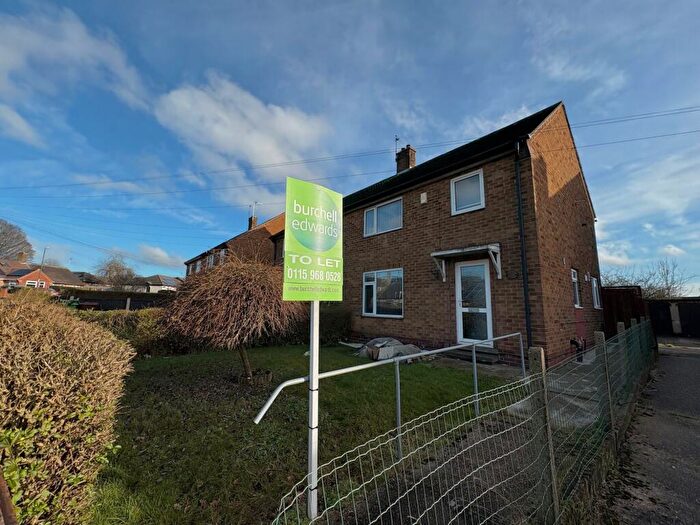 3 Bedroom Semi Detached House To Rent In Pedmore Valley, Nottingham, NG5