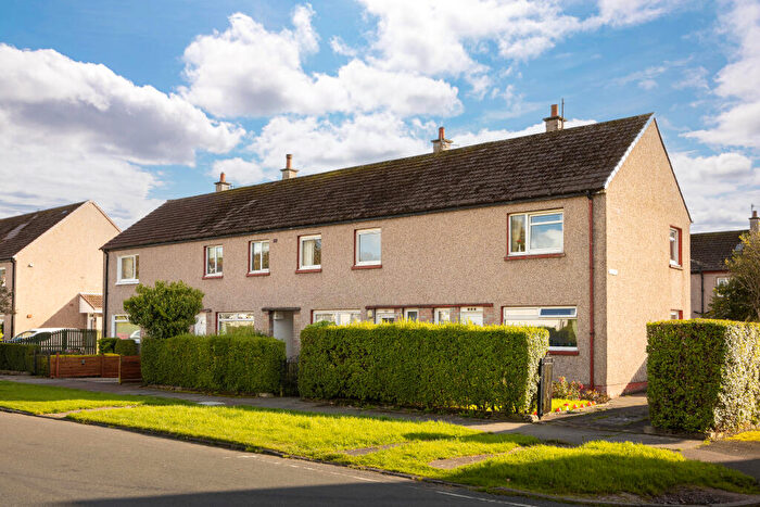 2 Bedroom Terraced House For Sale In West King Street, Helensburgh, Argyll And Bute, G84