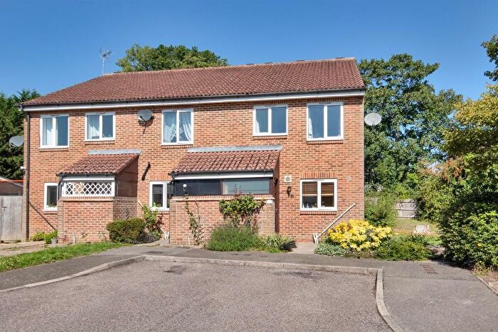 2 Bedroom End Terrace House For Sale In Goddards Close, Cranbrook, Kent, TN17