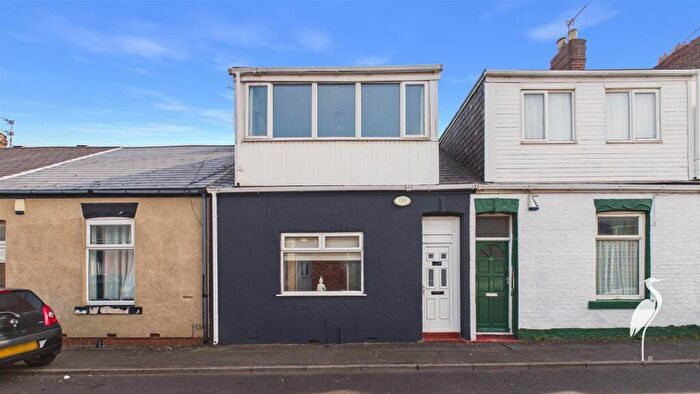 2 Bedroom Cottage For Sale In Exeter Street, Pallion, Sunderland, SR4