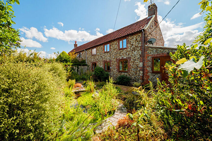 3 Bedroom Cottage For Sale In Toftrees, Fakenham, NR21