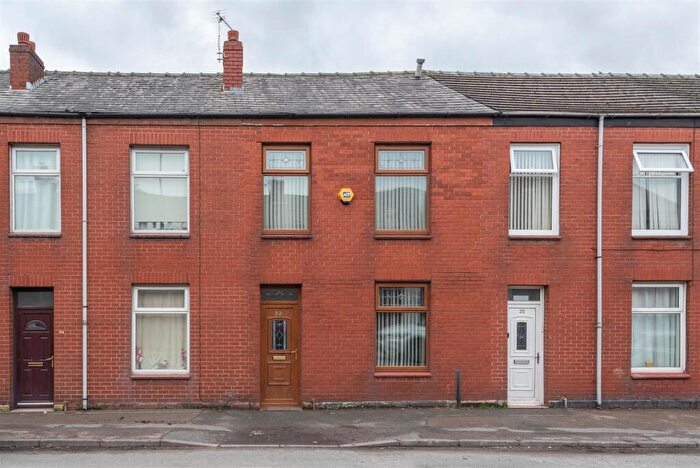3 Bedroom Terraced House For Sale In Eaves Lane, Chorley, PR6