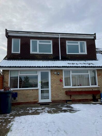 1 Bedroom Flat To Rent In Shelbourne Road, Stratford-upon-Avon, CV37