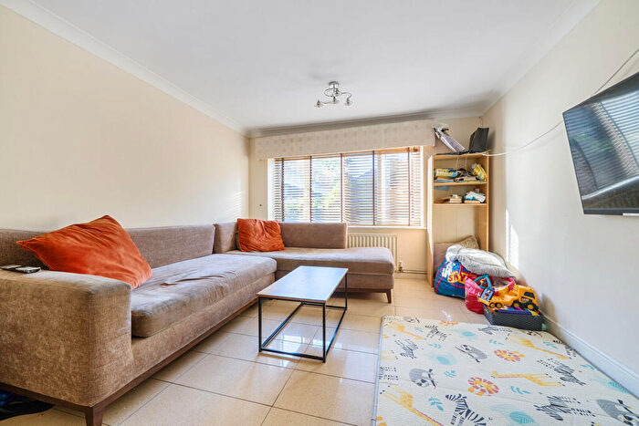 2 Bedroom Flat For Sale In Forty Avenue, Wembley Park, Wembley, HA9