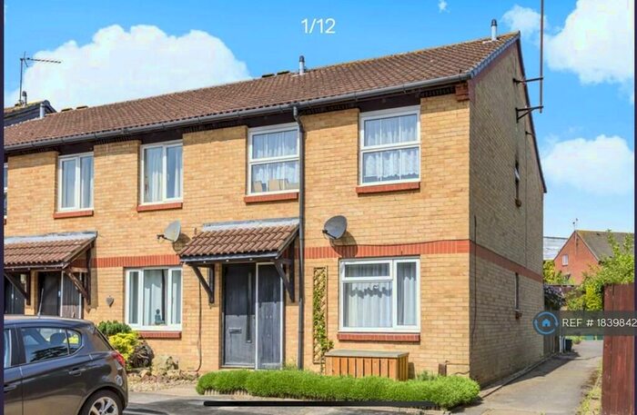 1 Bedroom Maisonette To Rent In Strickland Way, Orpington, BR6