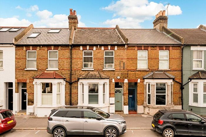 2 Bedroom Flat For Sale In Haydons Road, Wimbledon, SW19