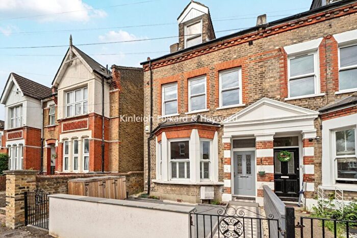 5 Bedroom Semi-Detached House For Sale In Venner Road, Sydenham, London, SE26