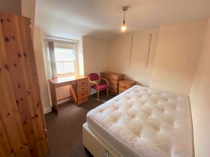 1 Bedroom Property To Rent In New Street, Aberystwyth, SY23