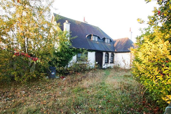 4 Bedroom Detached House For Sale In Bawtry Road, Bessacarr, Doncaster, DN4