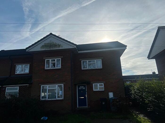 3 Bedroom End Of Terrace House For Sale In Dysart Road, Grantham, NG31