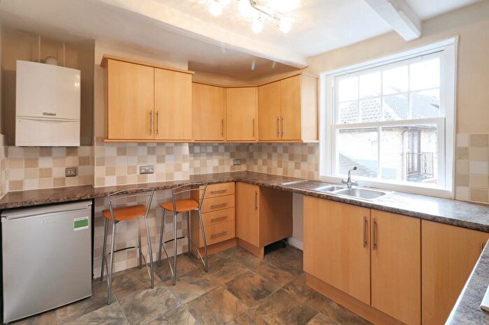 3 Bedroom Flat To Rent In Bridge Street, St Ives, Cambs, PE27
