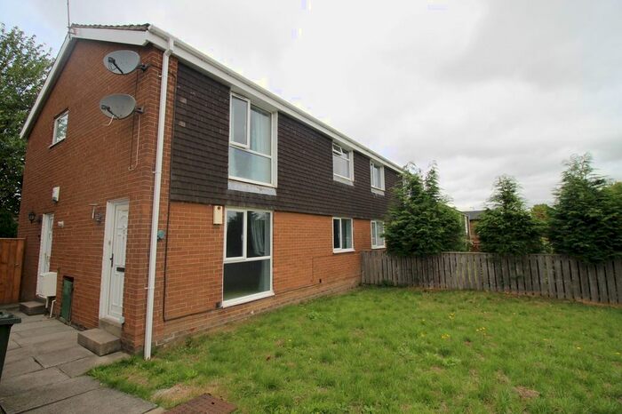 2 Bedroom Flat To Rent In Warwick Court, Kingston Park, Newcastle Upon Tyne, NE3