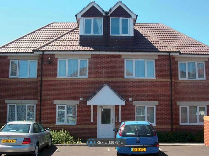 2 Bedroom Flat To Rent In Summer House, Bournemouth, BH1
