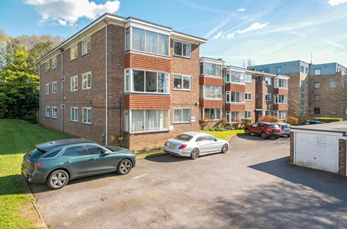 2 Bedroom Flat For Sale In Goldstone Crescent, Hove, BN3