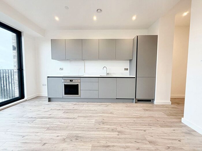 1 Bedroom Flat To Rent In Oxford Road, Papermill House Oxford Road, UB8