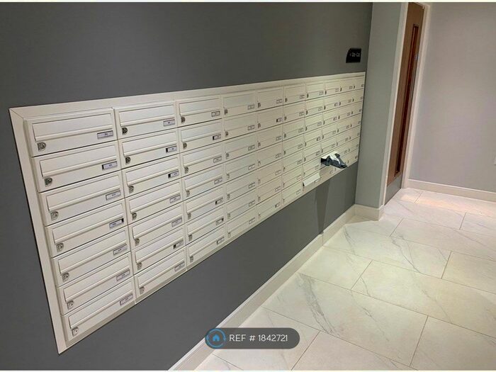 2 Bedroom Flat To Rent In The Quadrant, Birmingham, B1