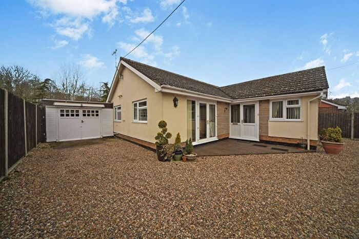 3 Bedroom Detached Bungalow For Sale In Old Bury Road, Stuston, Diss, IP21
