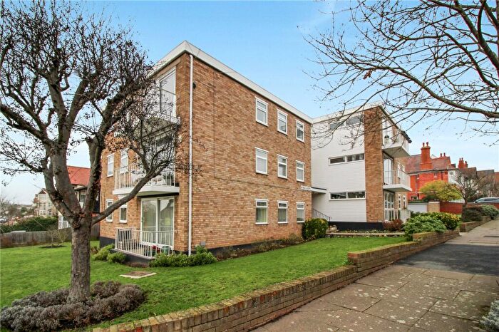 2 Bedroom Apartment For Sale In Kings Keep, Kings Road, Westcliff-on-Sea, Essex, SS0