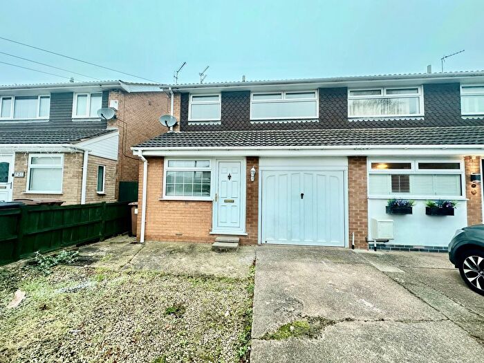 3 Bedroom Semi Detached House To Rent In Highfield Street, Nottingham, NG10