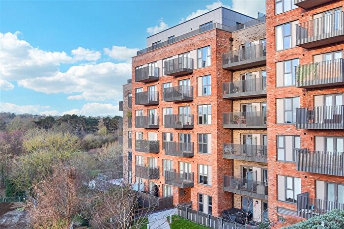 1 Bedroom Flat For Sale In Rosalind Drive, Maidstone, Kent, ME14