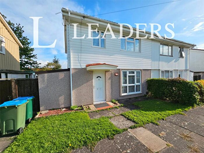 5 Bedroom Semi-Detached House For Sale In Founder Close, Coventry, West Midlands, CV4
