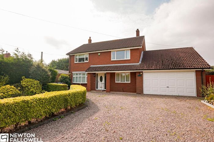 4 Bedroom Detached House For Sale In Marsh Lane, Saundby, DN22