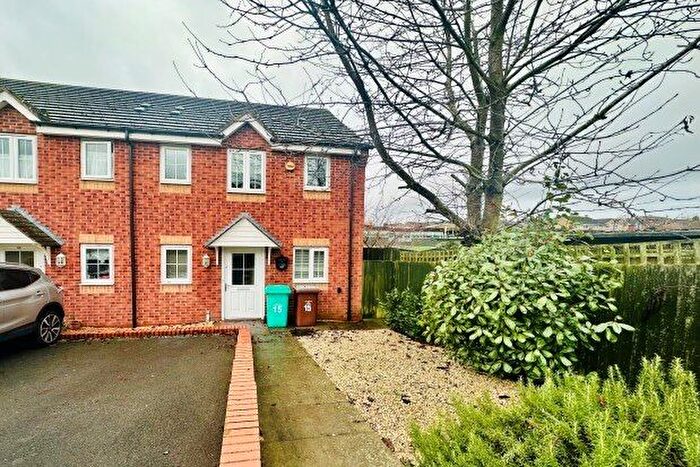 3 Bedroom Property To Rent In Buxton Close, Nottingham, NG5