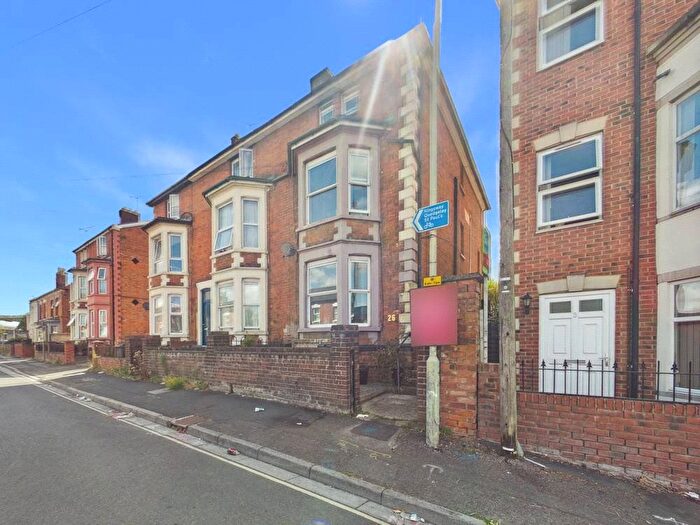 4 Bedroom End Terrace House For Sale In Stroud Road, Gloucester, Gloucestershire, GL1